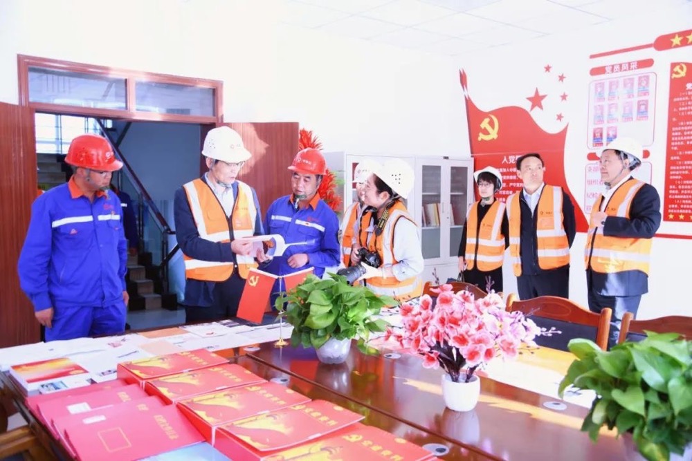 8-31-4.jpg 8-31-4.jpg