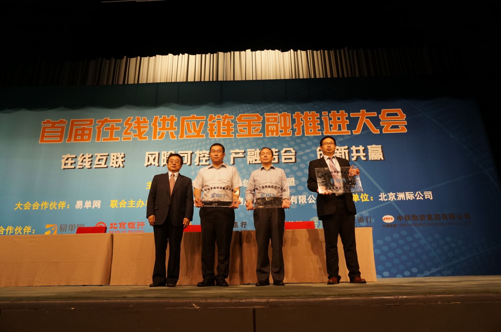 Bevictorΰ¹-Τ(й)-ΰʼ1946