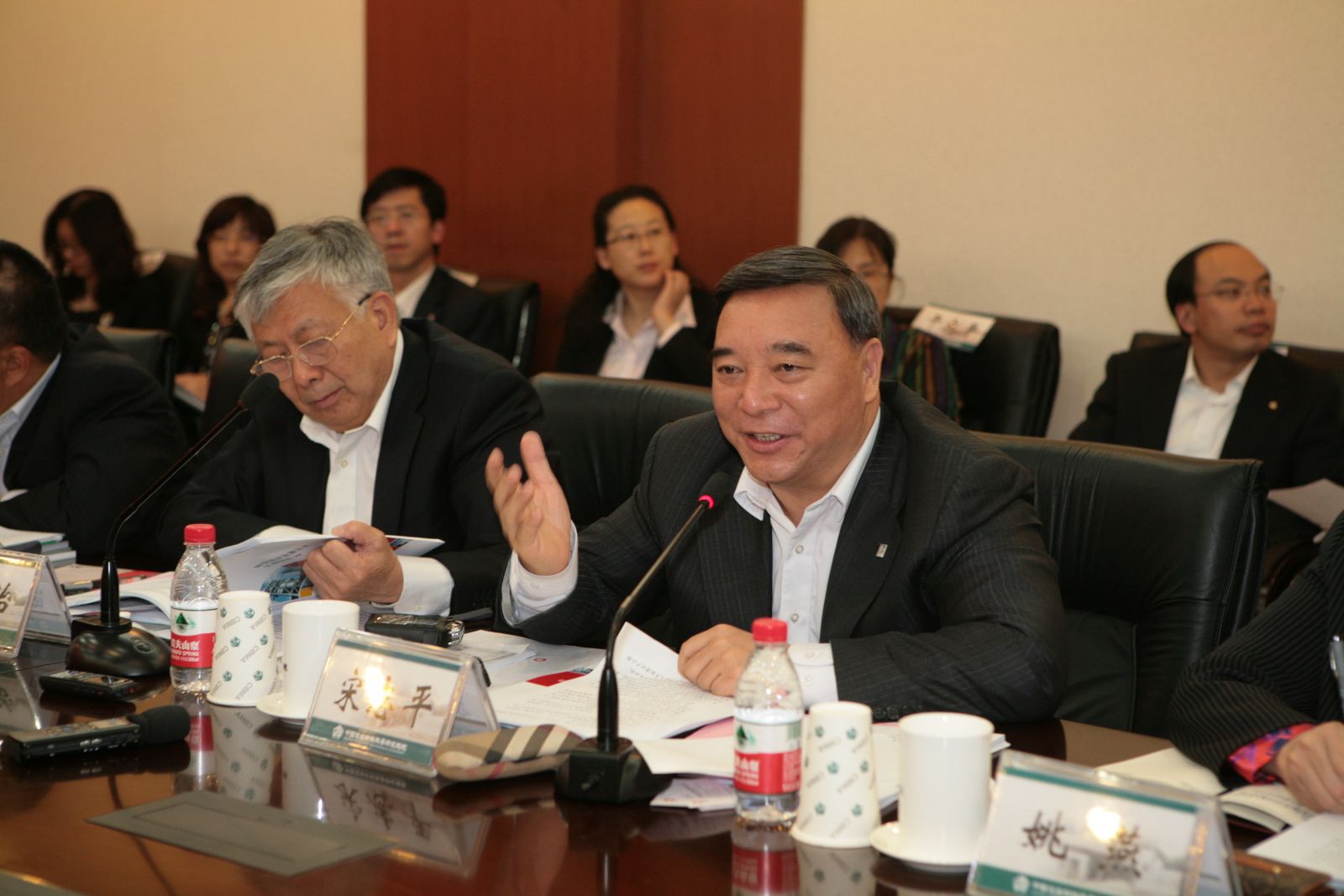 Bevictorΰ¹-Τ(й)-ΰʼ1946